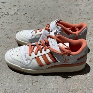 NWT! Men’s 2021 Adidas Forum 84 Low White Hazy Copper🤪